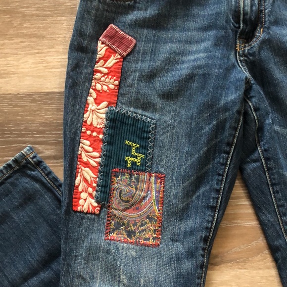 Cabi Cropped Straight Patchwork Jean Size 4 - Picture 2 of 5